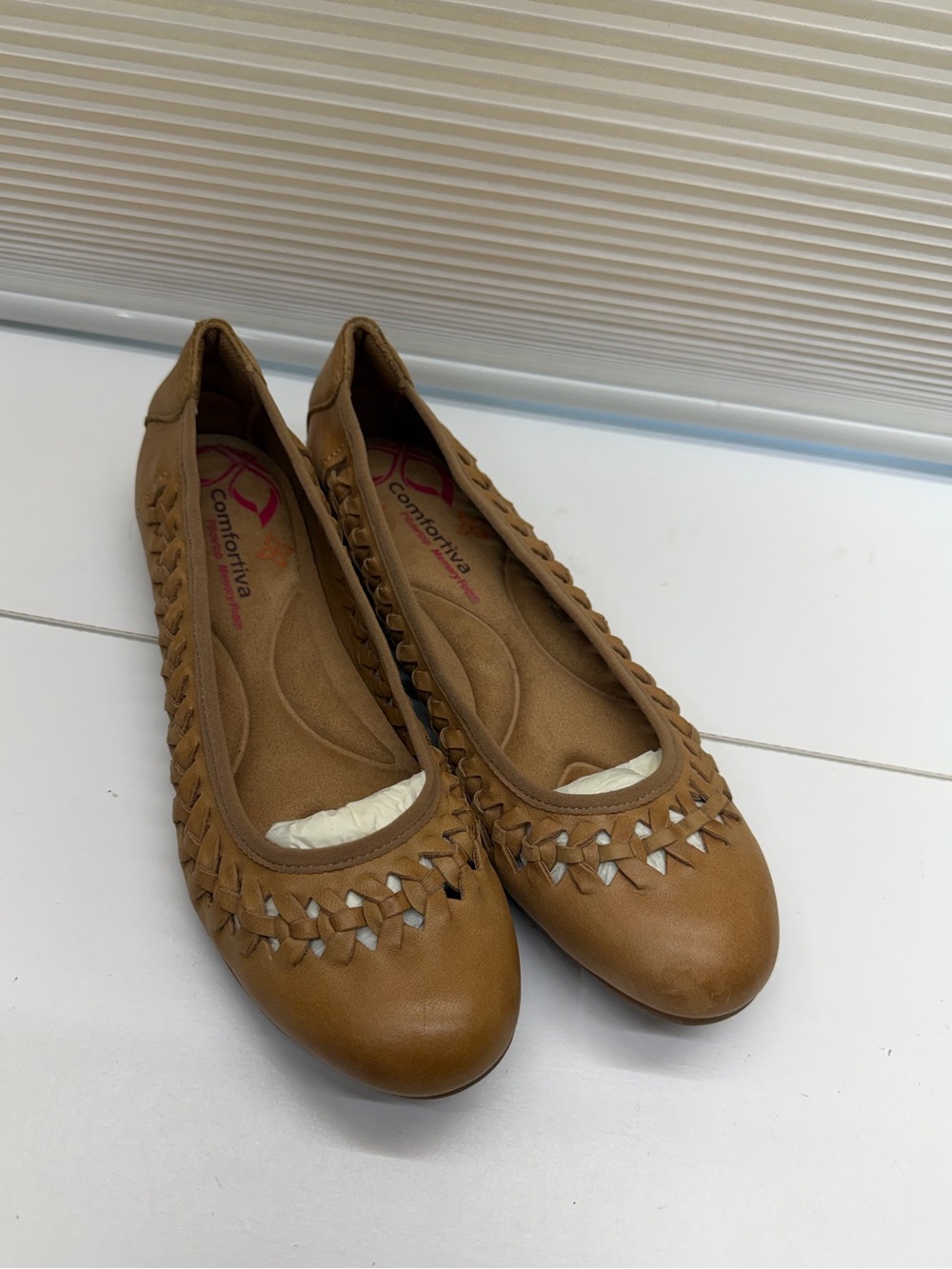 Comfortiva Womens Marilu Flats Memory Foam Slip On Shoes Sz 9 M